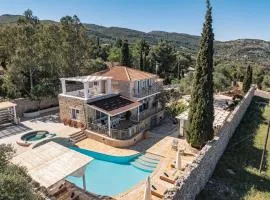 Louiza - Luxury Stone Villa