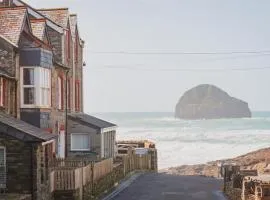 Apartment Tintagel Sea view by Interhome