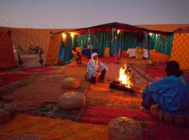 Desert Berber Camp，位于梅尔祖卡的酒店