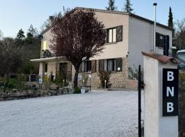 Bnb Castellane Chambre d'Hotes B&B，位于卡斯特拉讷的酒店