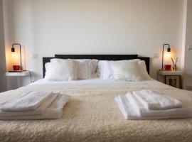 CENTER BOUTIQUE HOME SUL FIUME，位于阿斯科利皮切诺的自助式住宿