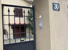 Dolce Risveglio vicino Milano，位于纳维廖河畔特雷扎诺的酒店
