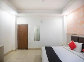 OYO Flagship Hotel Noida Residency Near ISKCON Temple Noida，位于Indirapuram的酒店