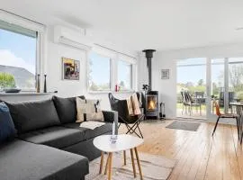 3 Bedroom Amazing Home In Otterup