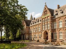 Bovendonk Business- & Eventlocatie Hoeven，位于Hoeven的酒店