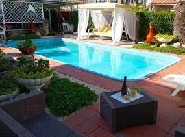 A CASA DELL'ARTISTA - Breakfast , Prosecco and Swimming pool !