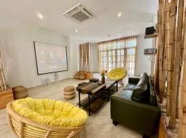 9BR West coast Phu Quoc beach townhouse shared swimming pools