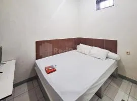 Joy Homestay At Pulomas RedPartner