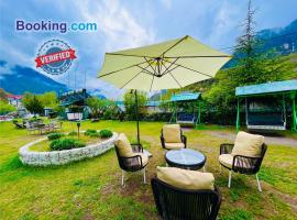 Himalayan Nature Walk Resort, Manali，位于马拉里的酒店