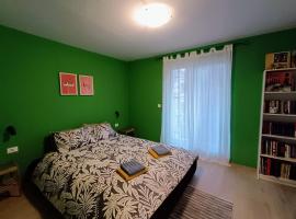 Porec Travel Stop，位于波雷奇的酒店