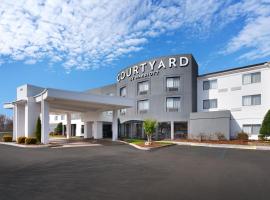 Courtyard by Marriott Johnson City，位于约翰逊城的酒店