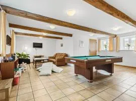 7 Bedroom Awesome Home In Rønde