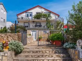 Amazing Apartment In Maslenica