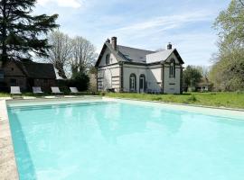 L'Orangerie du Château - Heated swimming pool，位于Blandainville的住宿加早餐旅馆