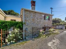 Istrian Stone House With Hot Tub - Happy Rentals