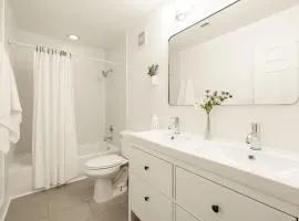 Explore OTR from a Parkside Condo - Walk to ALL