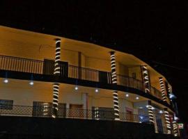 Al Sadiq Guest House，位于穆里的家庭/亲子酒店