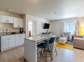 WaterWalk Extended Stay by Wyndham Wichita，位于威奇托的酒店