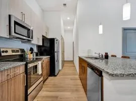 Dockside on Lake Hartwell near Death Valley