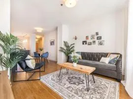 Center of DT walking distance to many venues