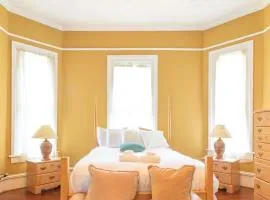 Goldfinch Mansion Historic Luxury on the Park