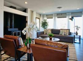 Oakridge Ranch ※ Sequoia, Kern River & Lake Escape，位于伊莎贝拉湖的酒店