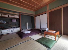 One person Random room Local house stay- Vacation STAY 40532v，位于飞騨市的酒店