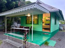 « Le Green House » by Meri lodge Huahine，位于法勒的木屋