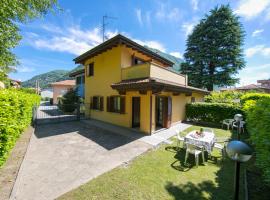 Le Betulle Garden in Laveno - Happy Rentals，位于拉韦诺-蒙贝洛的酒店