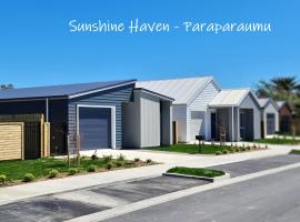 Sunshine Haven - New 3-Bedroom 4-Beds in Paraparaumu，位于帕拉帕拉乌穆的度假屋