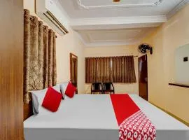 OYO Flagship Relax Inn