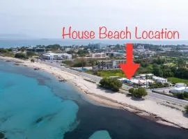 Sun & Waves Beachfront Suite