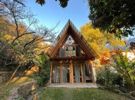 Beautiful Cabin at Gaia Temple，位于Tzununá的木屋