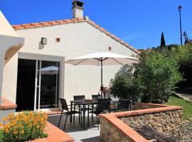 La Casa Del Pou classée 3 étoiles proche Céret et Thuir Terrain 800m2 Parking privé，位于Llauro的度假屋