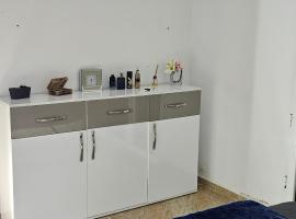 Samy's Luxury Apartments，位于哈马马特的酒店