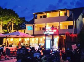 Vila Dini(La Rogojini)，位于旧瓦马Vama Veche Beachfront的酒店