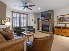 2BR Main St Station Ski In Out Condo All Amenities