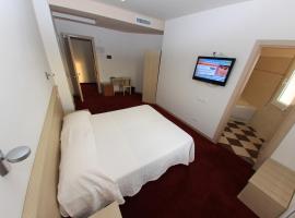 意大利公园酒店，位于泰兹扎布伦塔的酒店