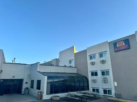 达科他酒店，位于迈诺特的酒店