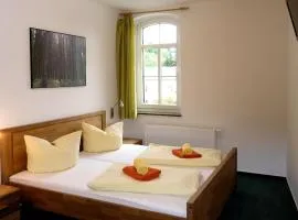 Pension und Ferienwohnung am Teich