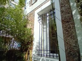 Studio sur la Bièvre，位于Bièvres的酒店