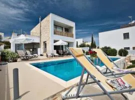 Ferienhaus mit Privatpool für 6 Personen ca 125 qm in Latchi, Westküste von Zypern Halbinsel Akamas - b58930