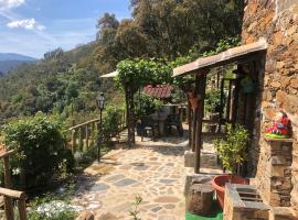 Ceira Cottage - Ref&uacute;gio Rom&acirc;ntico com Vista Serrana，位于戈伊什的木屋