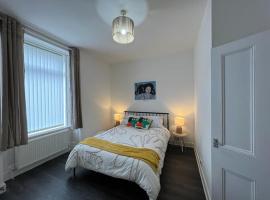 Perfect Ardrossan 1-bed flat. 5 min to north beach.，位于阿德罗森的酒店