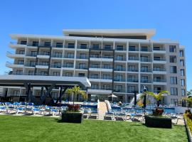 HIGH GARDEN GRAND HOTEL，位于马萨特兰的酒店