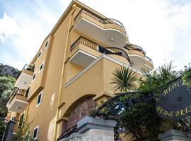 Garni Hotel Meduza，位于拉法洛维奇的酒店