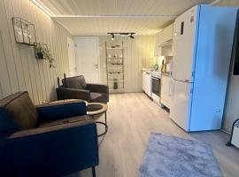 studio apartment with parking，位于利勒哈默尔的低价酒店