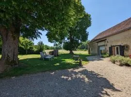 Grande ferme rénovée avec jardin et loisirs à proximité - FR-1-591-155