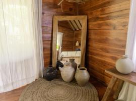 Kelapa Cabin，位于Uluwatu的木屋