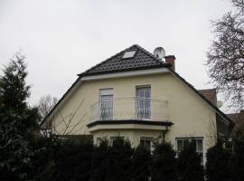 Küstenvilla Rügen Comfortable holiday residence，位于蒂索的酒店